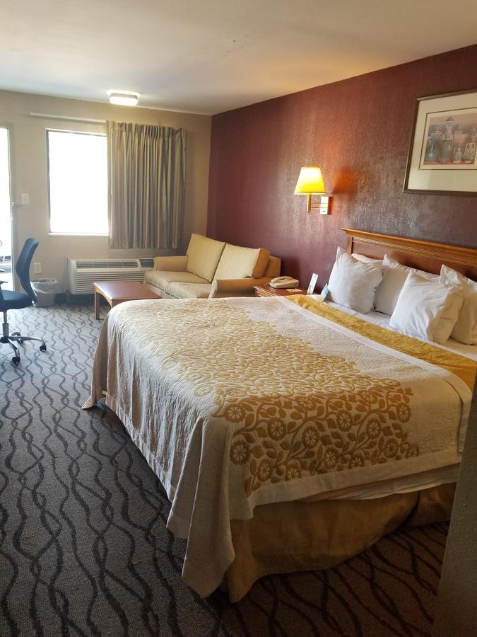 Days Inn By Wyndham Kennesaw Exterior photo